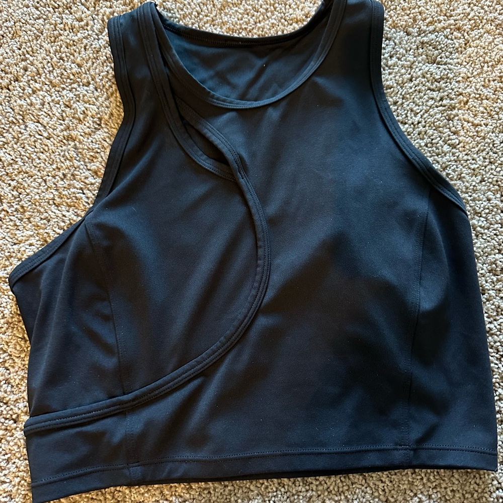 Lululemon Cropped Tank size 6